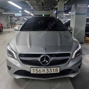 벤츠 CLA 중고 벤츠 CLA클래스 중고 은색 2014년식 76,784km CLA 200 CDI 중고차구매