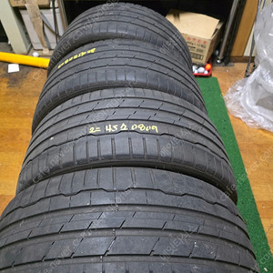 235 35 19 s1 evo3 컨티넨탈 윈터타이어 일괄