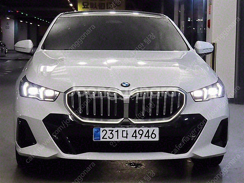 흰색 BMW 5시리즈 중고 xDrive M 스포츠 중고...--7