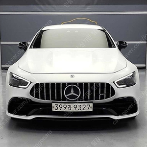 흰색 벤츠 AMG 중고 벤츠 AMG GT 중고 4도어 43 4MATIC+ 중고차시세가격 77,951 km
