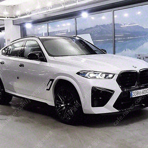 흰색 BMW X6M 중고 X6 중고차 4.4 컴페티션 중고차거래카페 5,839 km