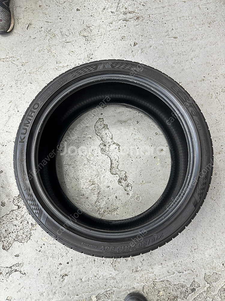 금호 엑스타 ps71 275 30 19 23년제작(주차 사진 참조)--0