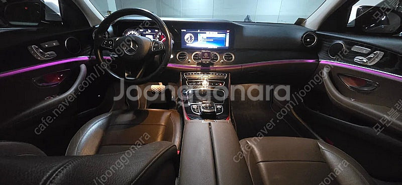 18년형 e200 w213 흰색/브라운시트 12만km+...--1