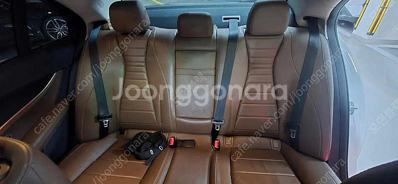 18년형 e200 w213 흰색/브라운시트 12만km+...--2