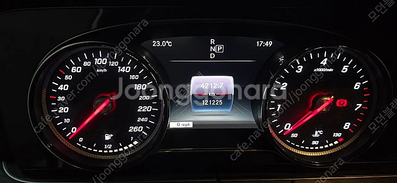 18년형 e200 w213 흰색/브라운시트 12만km+...--8