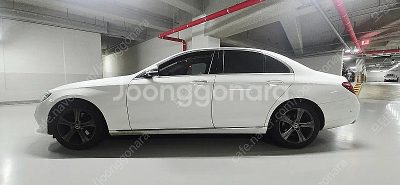 18년형 e200 w213 흰색/브라운시트 12만km+...--9