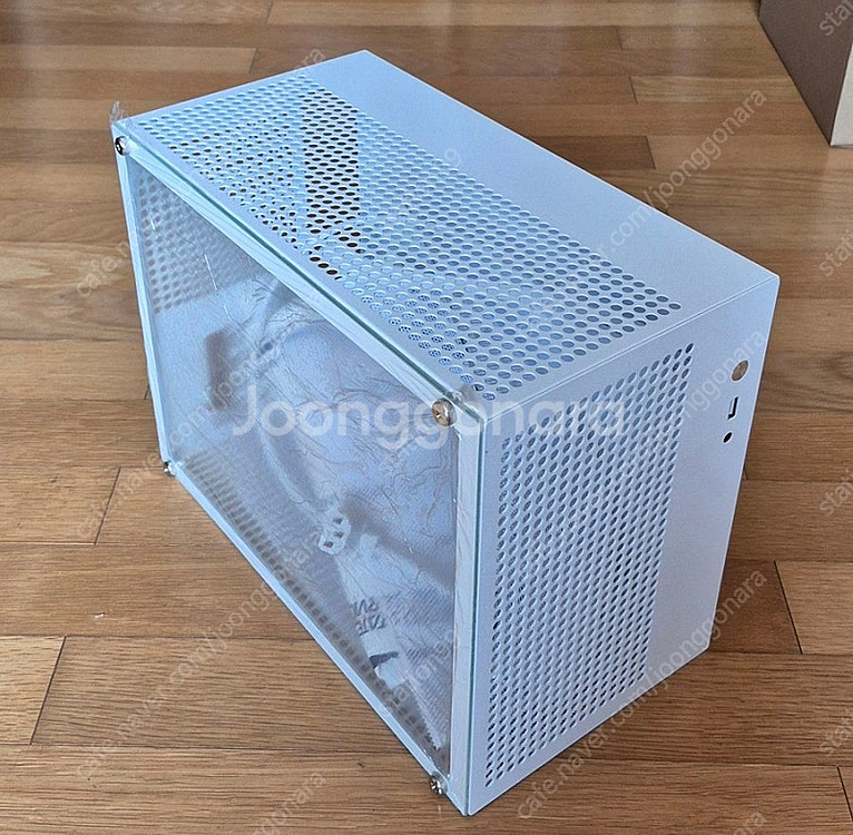 PC 케이스 (matx, itx) 미사용품 팝니다. (...--0