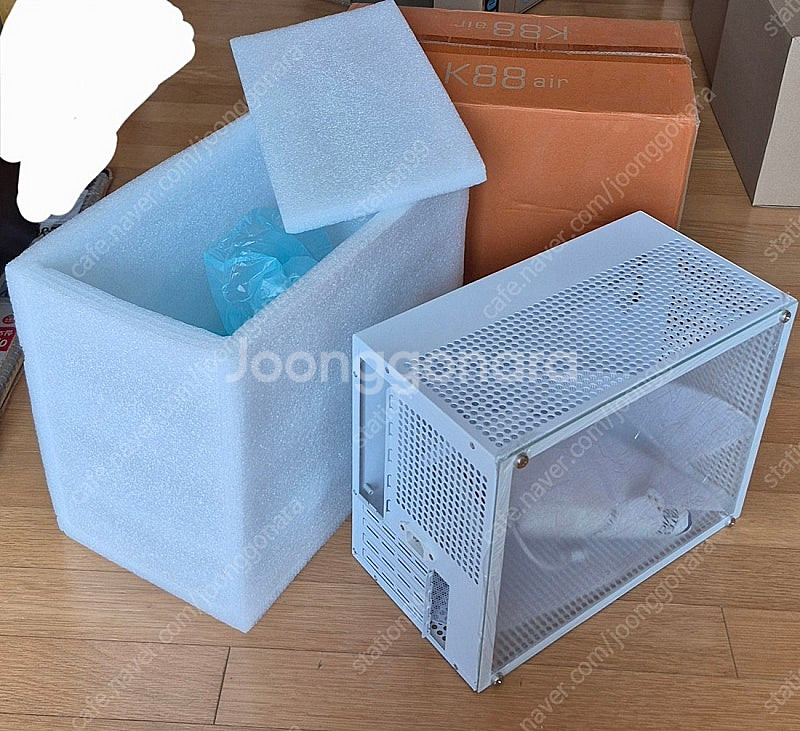 PC 케이스 (matx, itx) 미사용품 팝니다. (...--5
