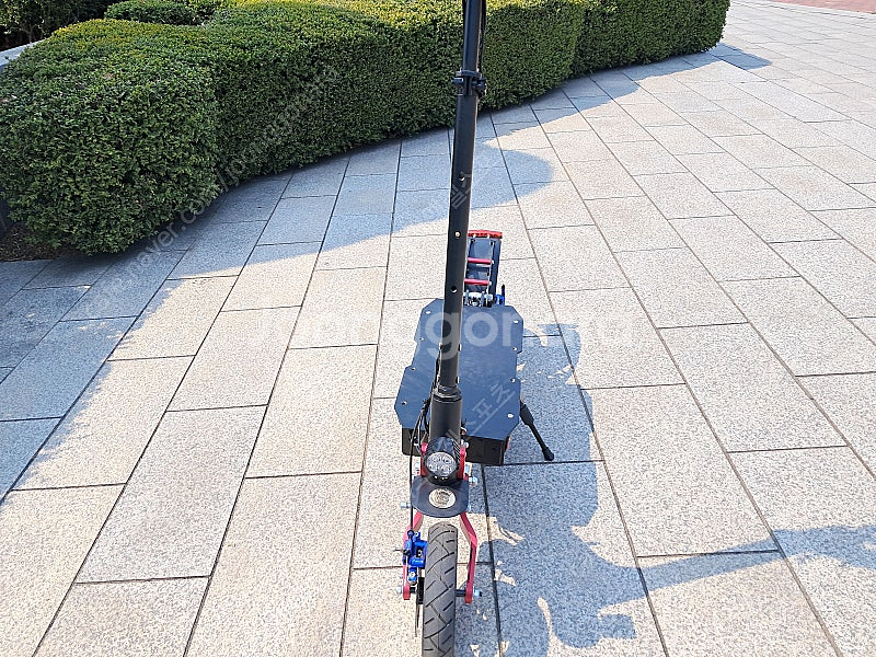 기함급 고속 전동킥보드 쏘닉 60v 3500w 40ah--3