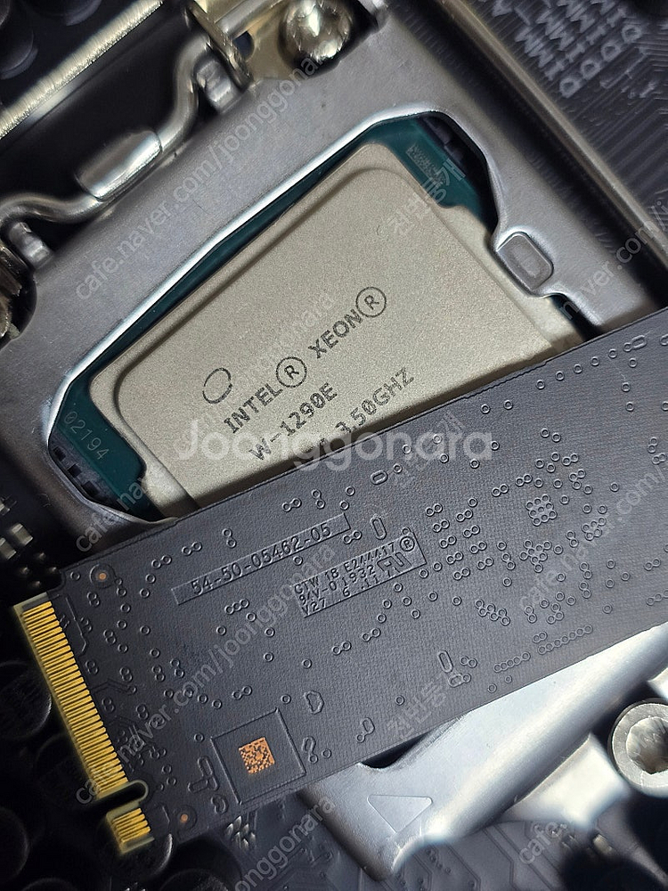 xeon w-1290e(10코어/20쓰레드) + Asu...--1