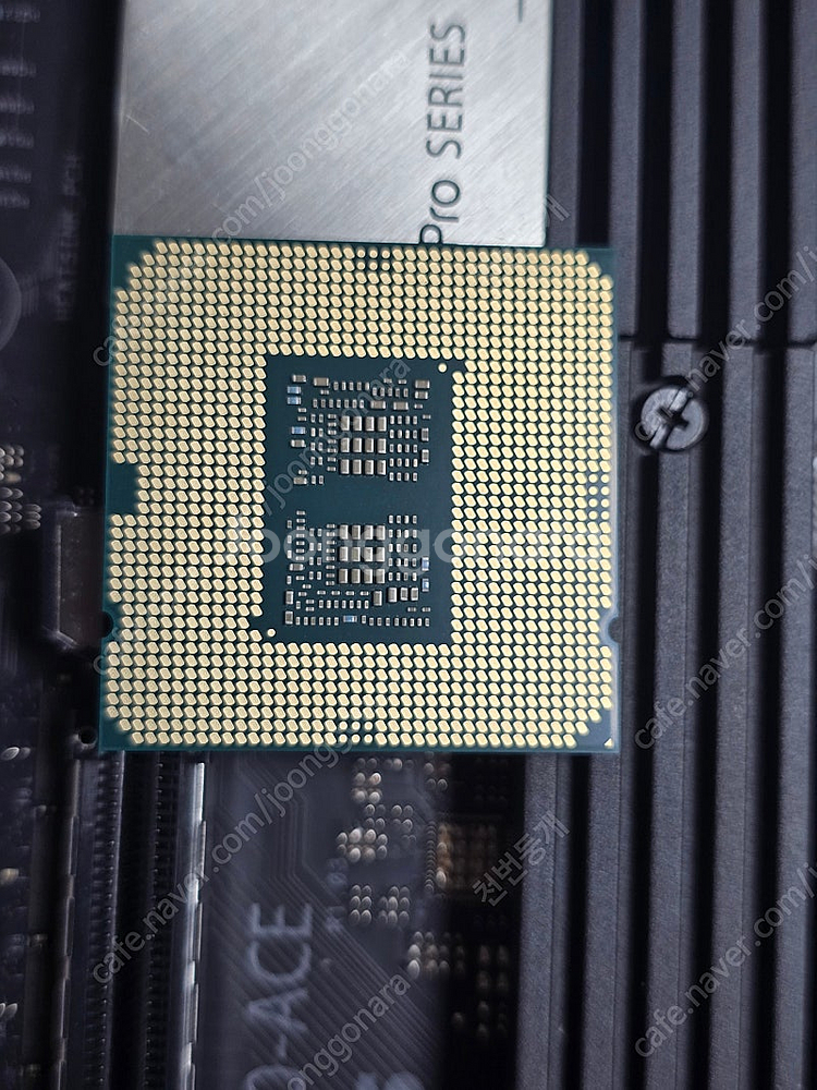 xeon w-1290e(10코어/20쓰레드) + Asu...--4