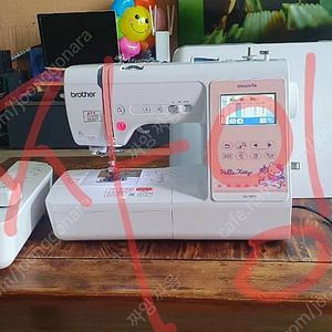 헬로키티 자수 미싱 180k 이노비스 미싱 재봉틀