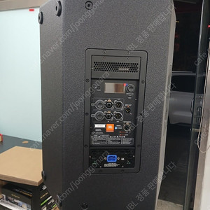 JBL SRX815P & SRX812P 파워드 스피커 판매합니다.