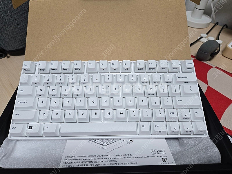 리얼포스 무접점 RC1 화이트 45g 판매합니다.--1