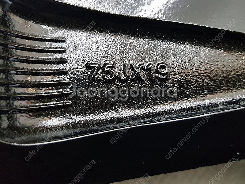 [판매]19인치 순정정품(중고)휠 올뉴 카니발 유광블랙...--9