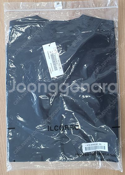 옷장정리하면서 안입는 옷들 판매합니다.--4