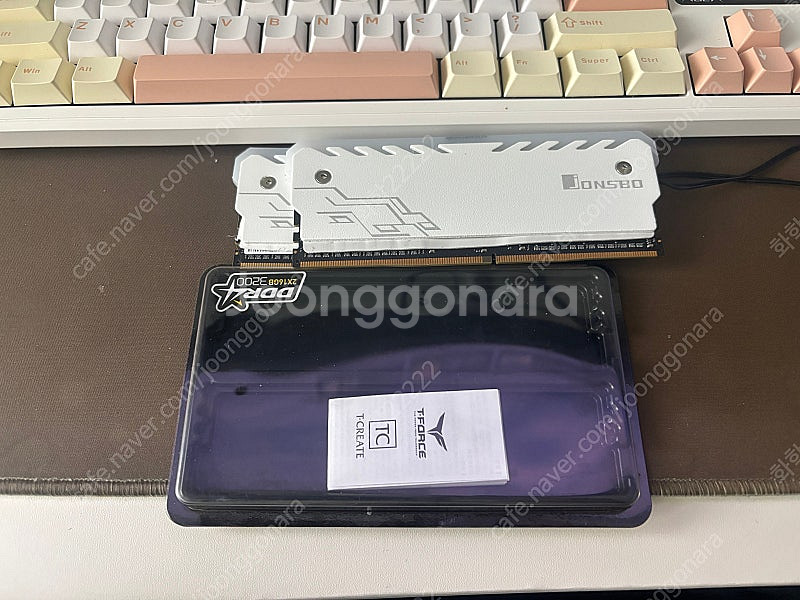 AMD 라이젠 5700x 정발 + B550 애즈락 팬텀...--2