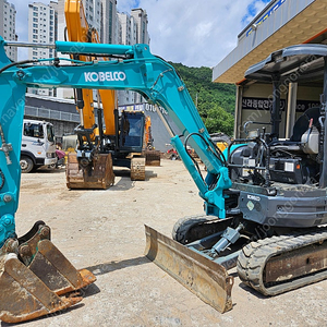 코벨코 SK30 2011년식 버켓3종 3톤급 미니 중고굴삭기 미니030