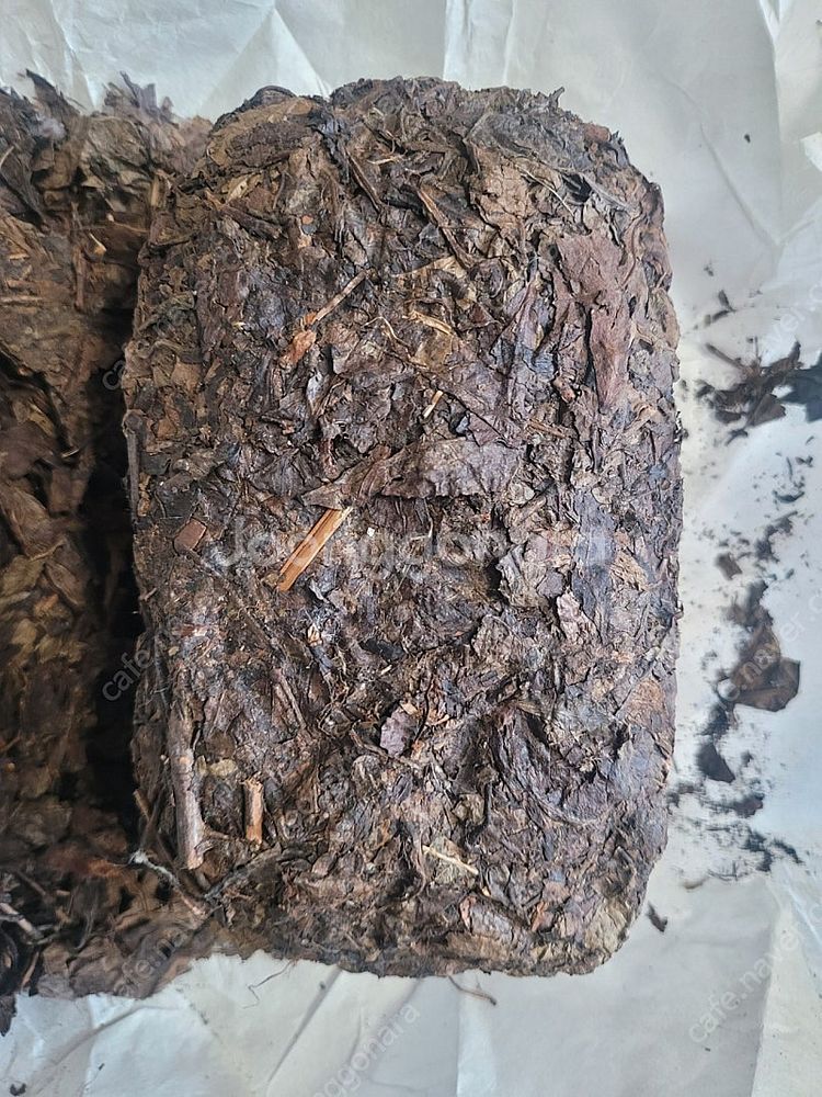 88년산 사천성 금첨차(흑차) 판매합니다.--4
