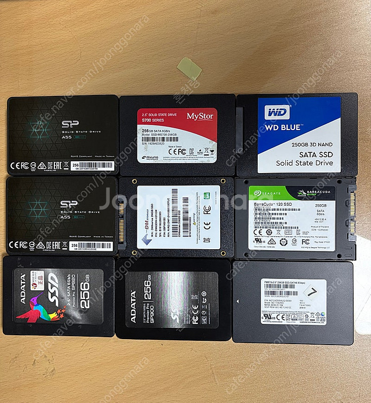[대전] 2.5인치 SSD 250/256기가 팝니다--2