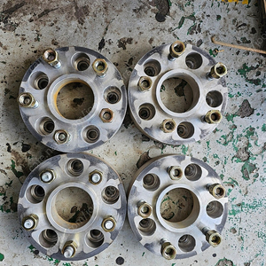렉스턴스포츠 코바 허브스페이스40mm 4개팝니다.