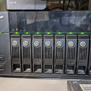QNAP NAS TS-869 PRO 3TB X 8 =24TB 큐넵 나스