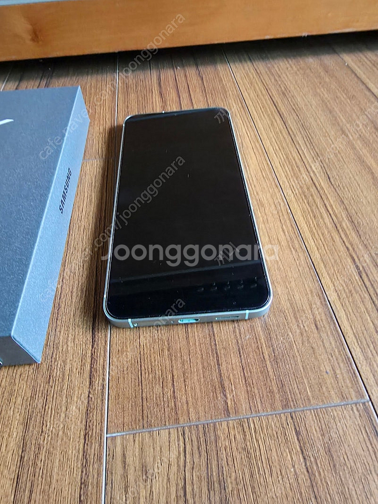 갤럭시 s25+ 512 자급제 민트급 박스셋 판매합니다--1