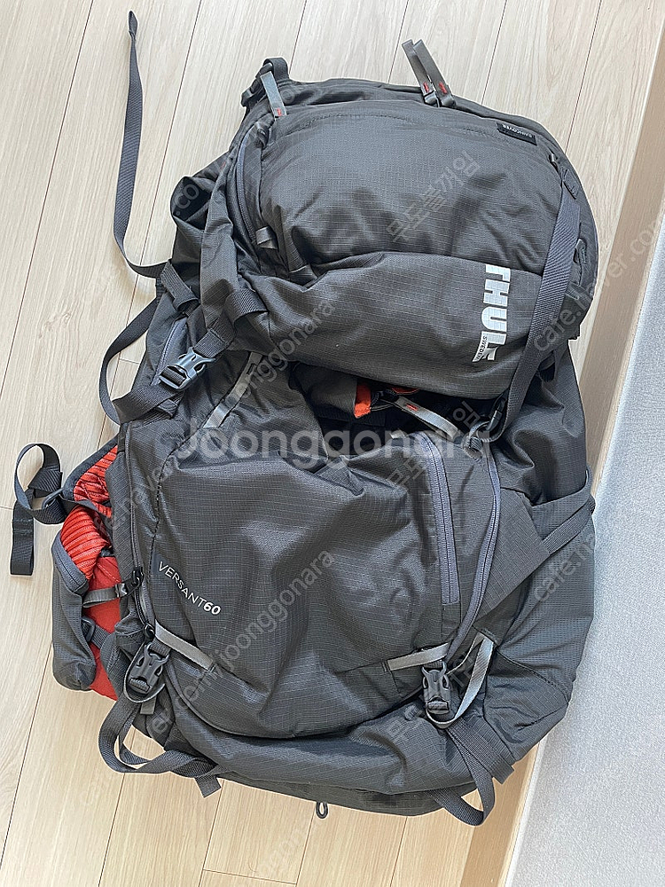 툴레 버선트 60L 아스팔트, 에게블루 일괄 판매합니다--0