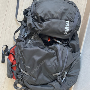 툴레 버선트 60L 아스팔트, 에게블루 일괄 판매합니다