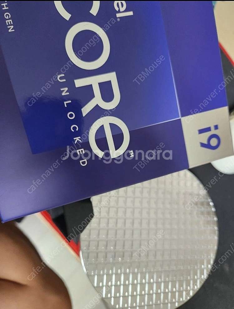 인텔 i7-12700K CPU--1