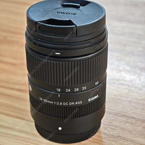 시그마 18-50mm F2.8 DC DN 렌즈 X마운트