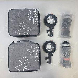 ZHIYUN 지윤 MOLUS G60 COMBO 촬영 조명 2대 판매합니다.