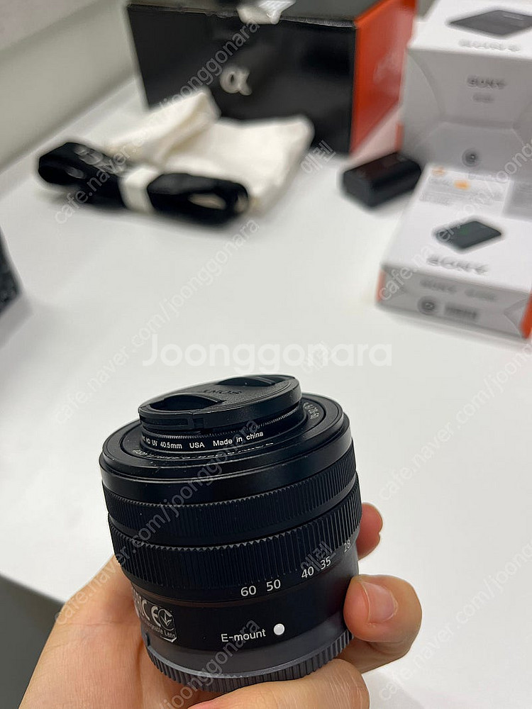 소니 A7C2 28-60 신번들킷 풀박 팝니다--8