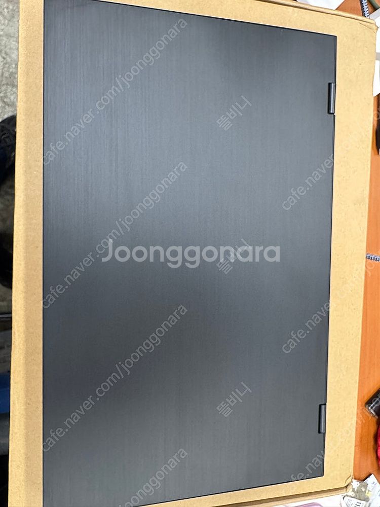 듀얼 접이식 포터블 모니터 , 트리플 모니터 사용가능--1