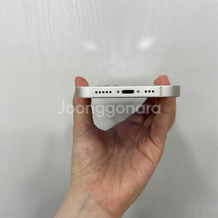 91193 아이폰13 256기가 화이트 팝니다 25만원--4