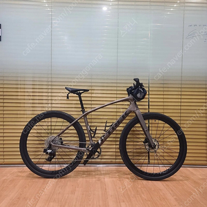 25년형 트렉 FX6 스포츠 SPORT SL 스램 무선구동계 신품급 M사이즈