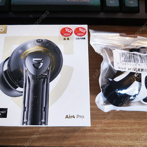 soundpeats air4 pro 팝니다.