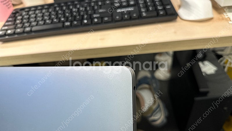 맥북 프로 m2 13인치 (8g, 512gb) 팝니다!--2