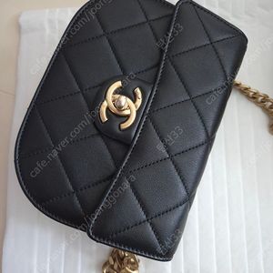 샤넬 시즌백 문백 메신저백 미니 블랙 정품 31번대