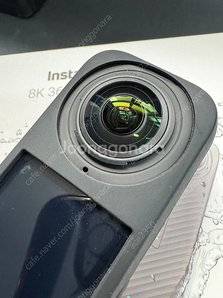 인스타360x4 풀박스 판매합니다--0