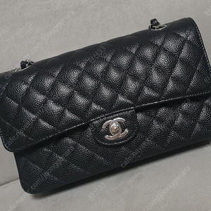 샤넬 클래식 미듐 은장 29번대 풀박 900