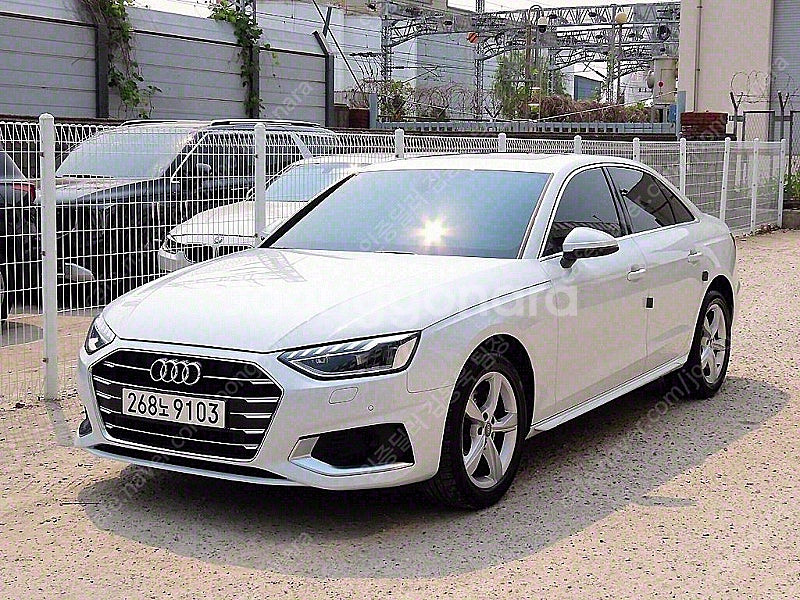29,328 km 아우디 A4 중고 아우디 A4 중고차...--7