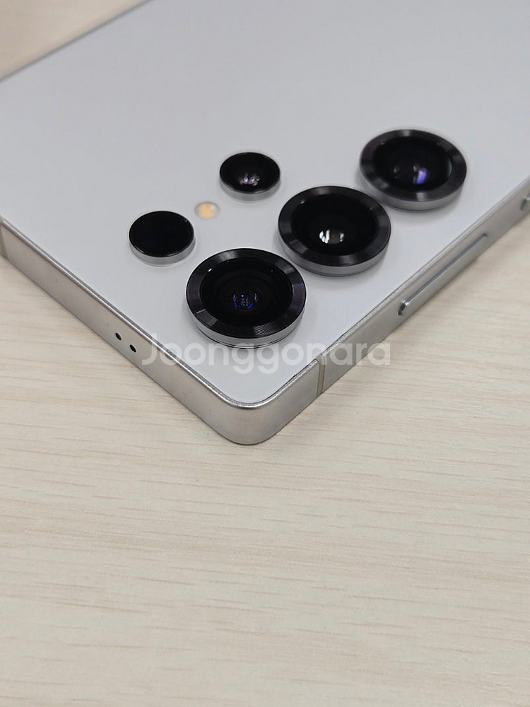 갤럭시 S25울트라 화이트실버색상 512용량 새상품컨디션 초S급 단말기 116만 판매합니다--5