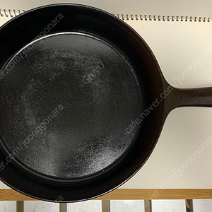 <택포 9만원> 필드컴퍼니 NO.8(26cm) 무쇠팬 주물팬 연마 무쇠 프라이팬 팝니다.