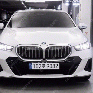 ★특가★ 6100만원 2024년 27,231Km BMW 5시리즈(8세대) 520i M 스포츠팩