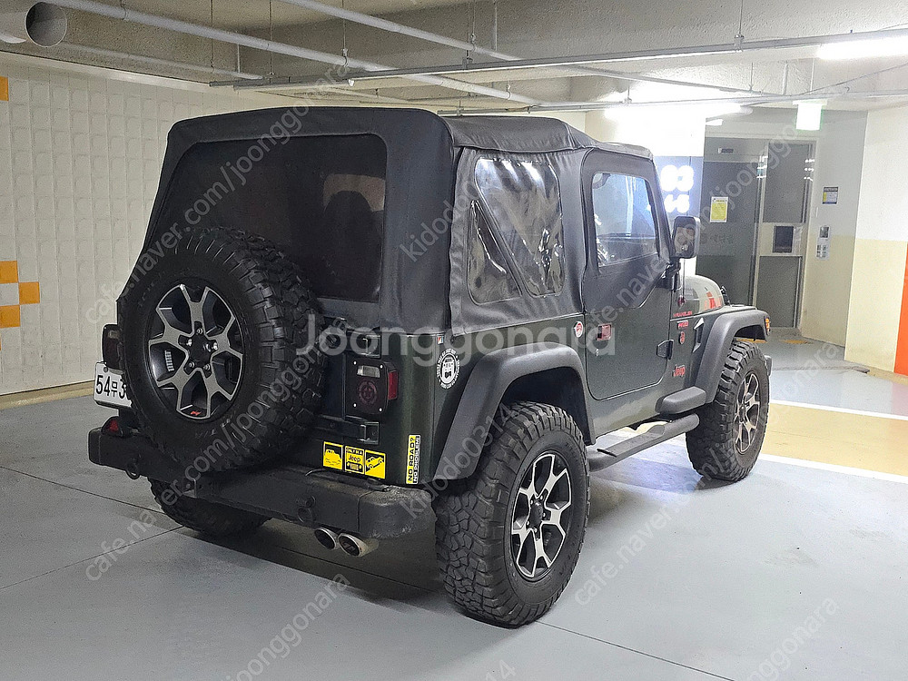 지프 랭글러2.5L 사하라--3