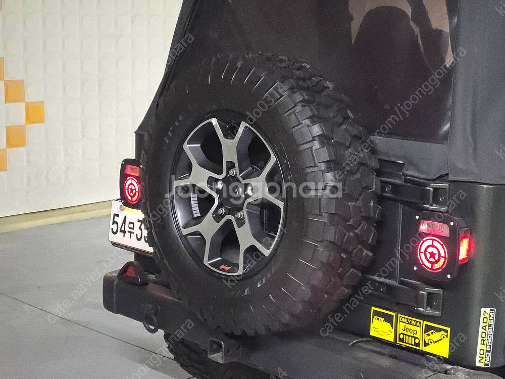 지프 랭글러2.5L 사하라--9