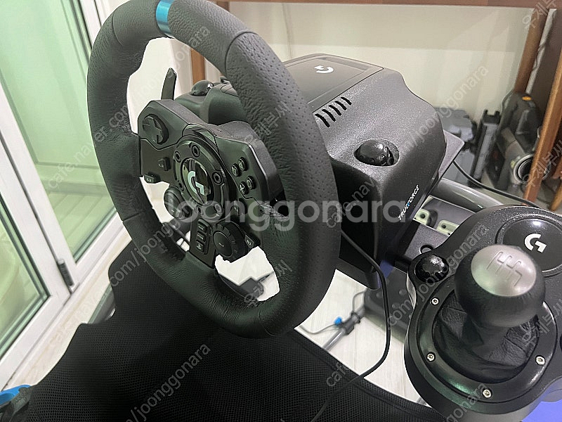 로지텍 G923 레이싱휠과 플레이시트 세트--0