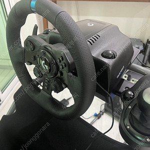 로지텍 G923 레이싱휠과 플레이시트 세트