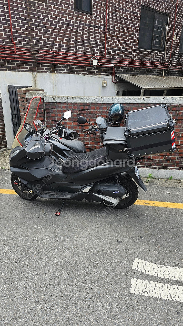 21년식 pcx .abs 팝니다--2